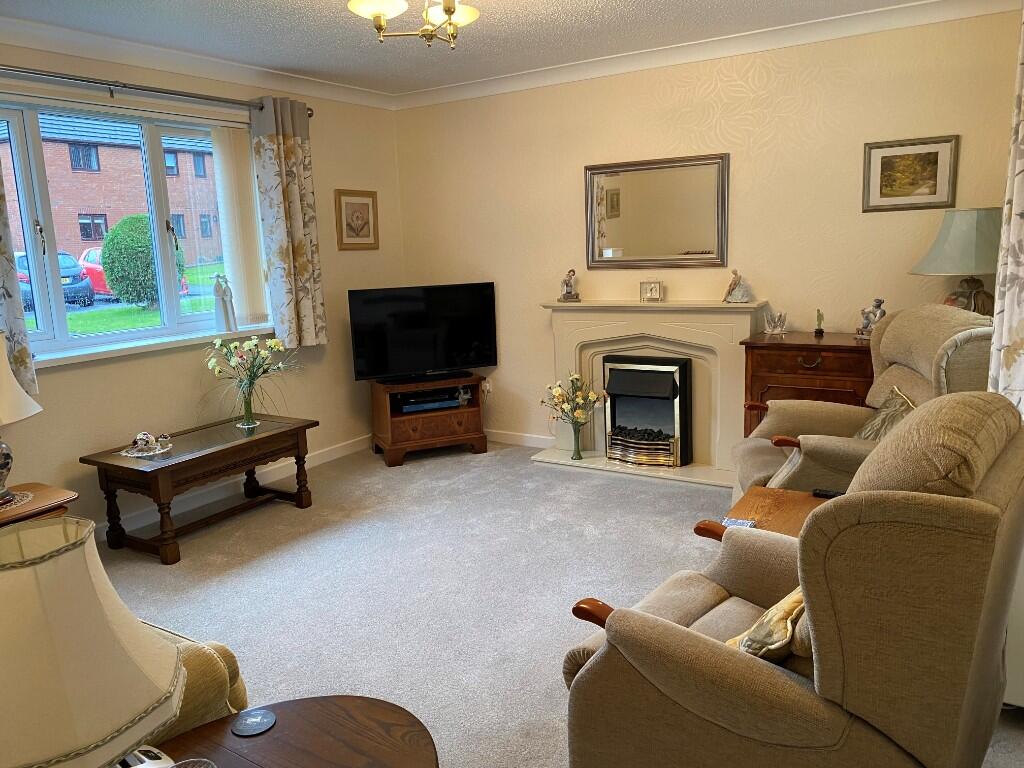 Kings Court, Leyland, Lancashire, PR25 photo 2