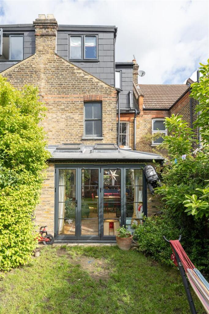 House in London, Leyton - View 6