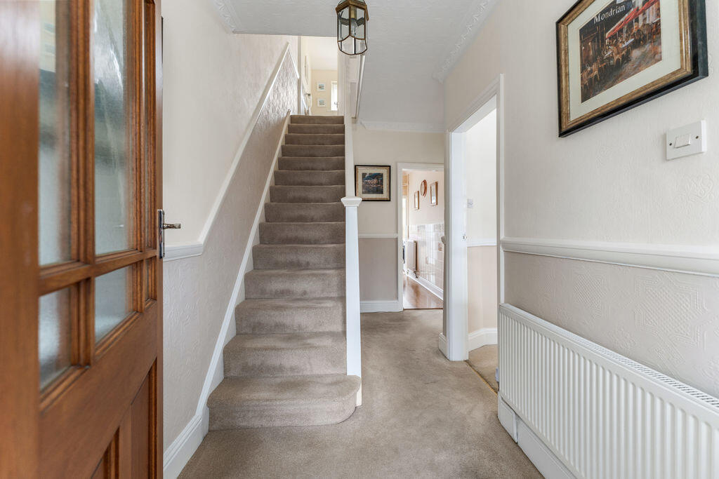 House in Grimsby, New Clee - View 2