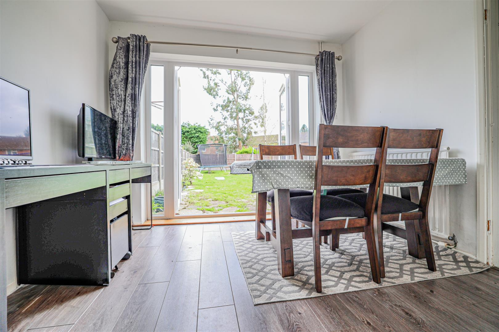 Adeyfield Road, Hemel Hempstead, HP2 - View 5
