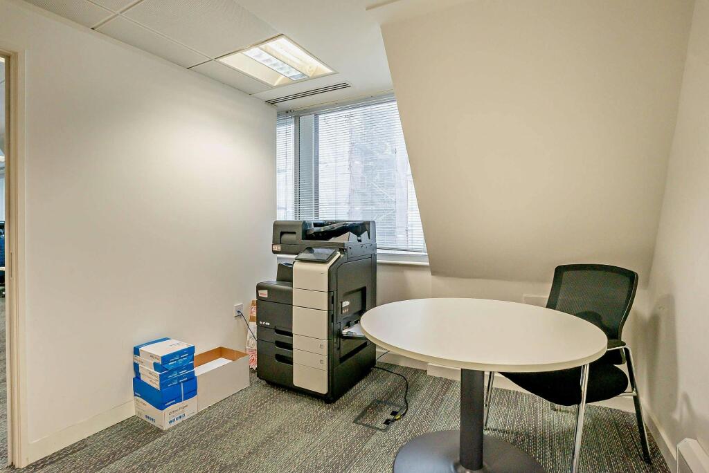 8626600interior10800.jpg