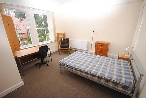 House in Leicester - View 5