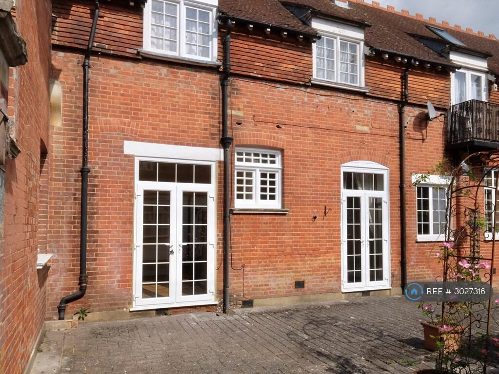 Apartment in Guildford - View 3