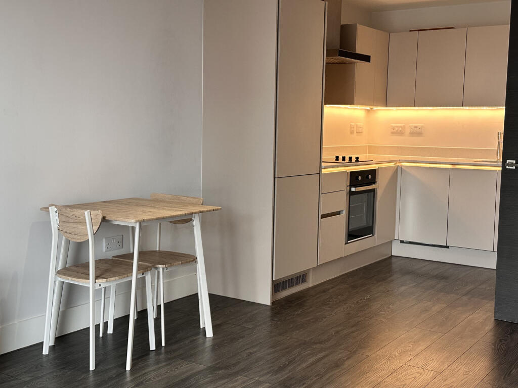 Apartment in Manchester, Greater Manchester - View 3