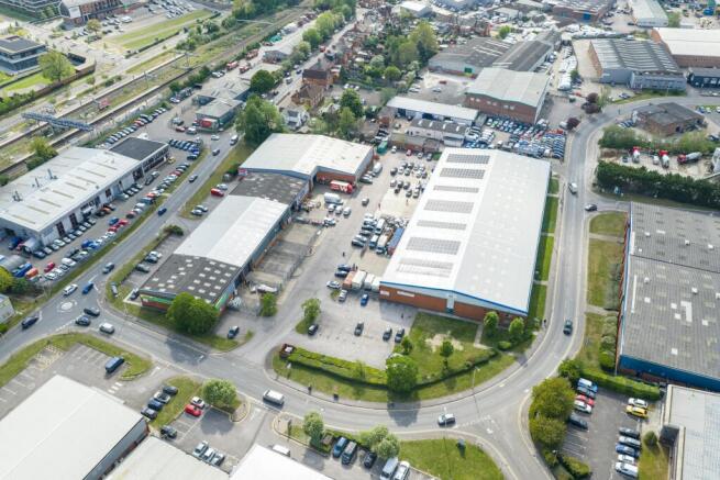 unit B1 &amp; B2 Hambridge Road 10.jpg