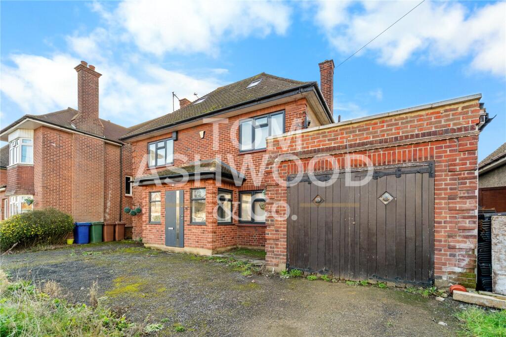 Main image of property: Park Road, Stanford-Le-Hope, SS17