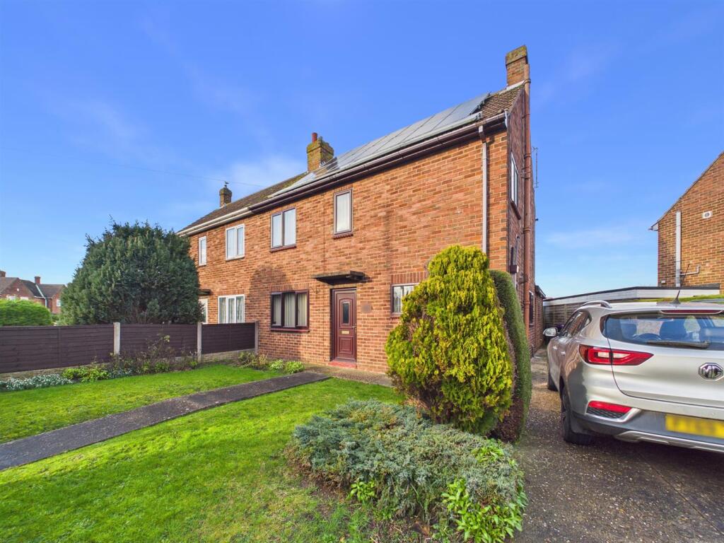 Main image of property: Monks Dyke Road, Louth
