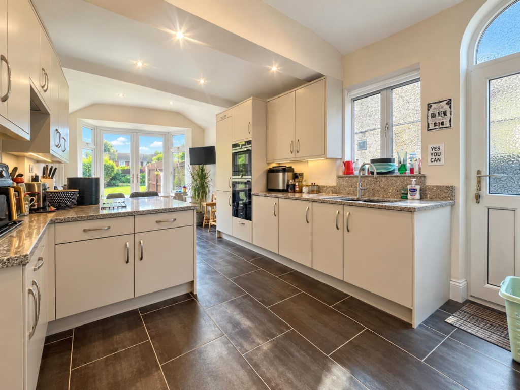 House in Northampton - View 5