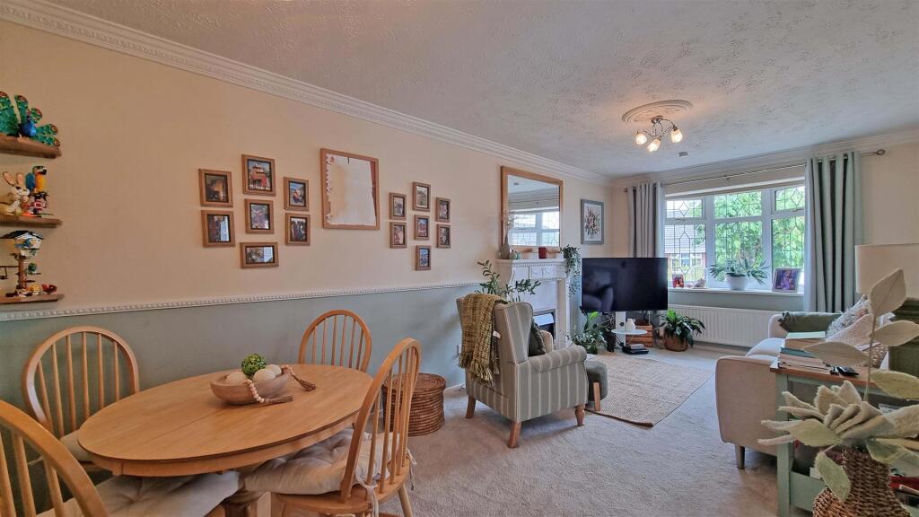 House in Birmingham, Cotteridge - View 3