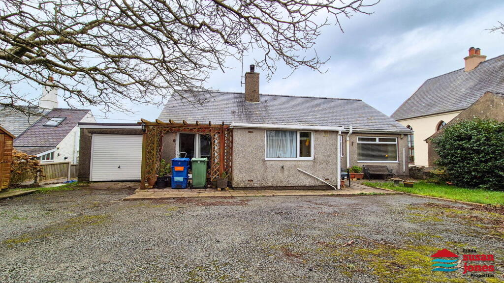 Main image of property: Morfa Nefyn, Pwllheli, LL53