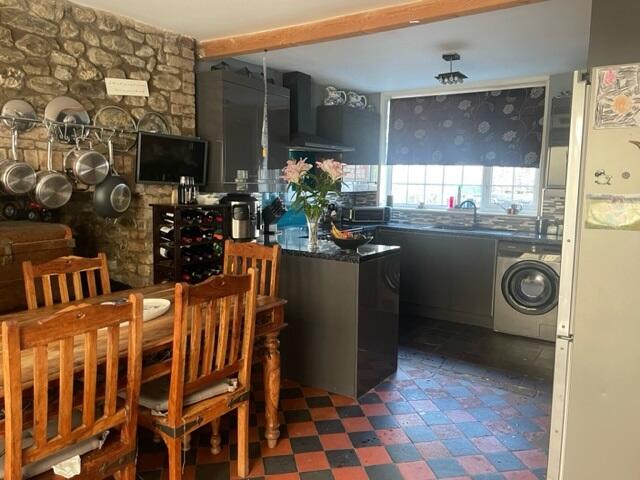Llanwrda, Carmarthenshire, Mid Wales, Ceredigion, Mid Wales, SA19 photo 2