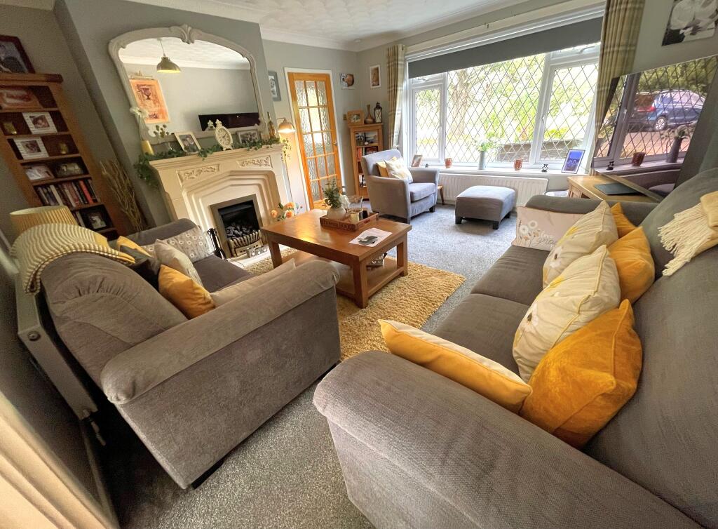 Ashdown, Fawley photo 2