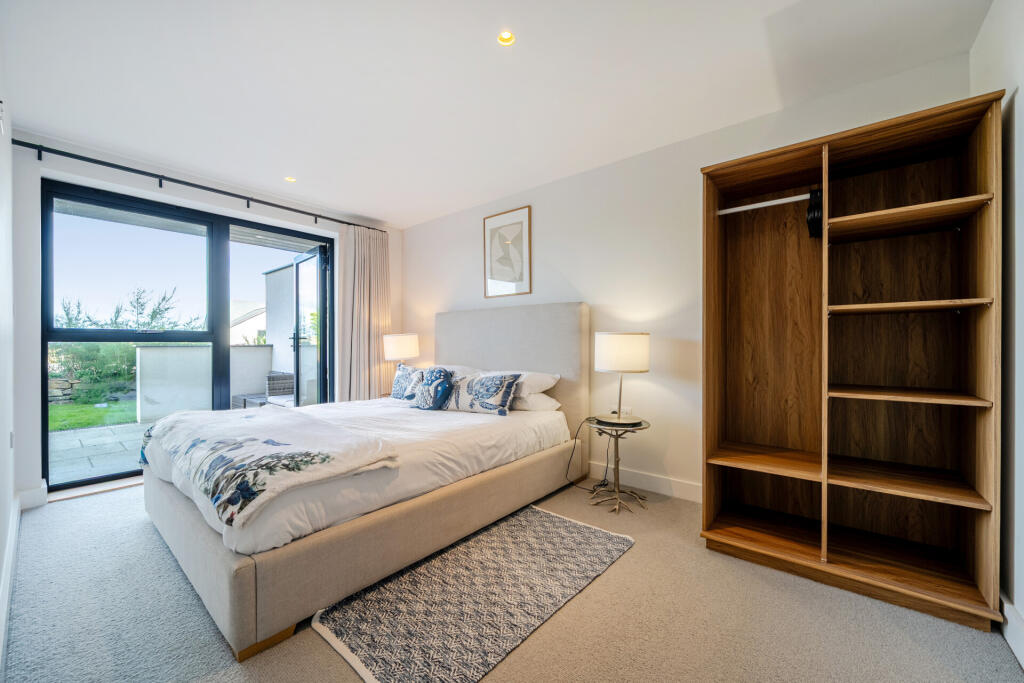 House in Newquay, Cornwall - More