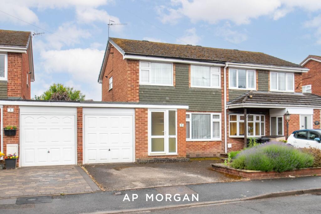 Main image of property: Grayshott Close, Bromsgrove, Worcestershire, B61