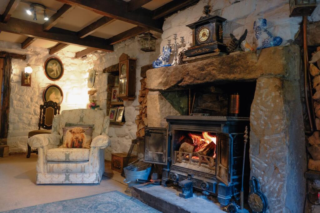 Warley Wise Lane, Laneshawbridge, Colne, Lancashire, BB8 - More