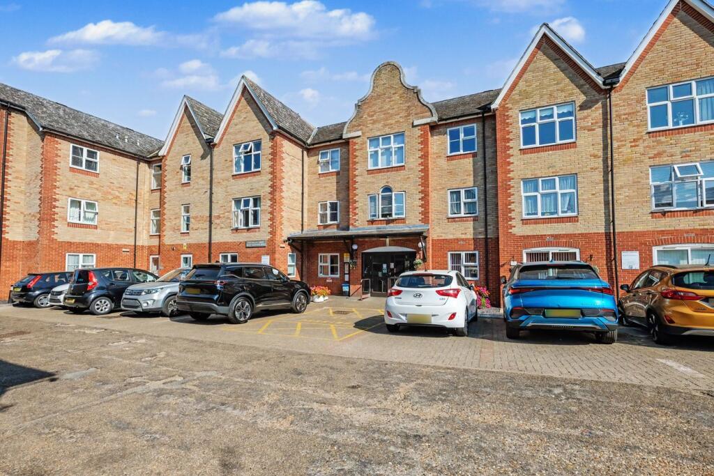Apartment in Chelmsford, Moulsham