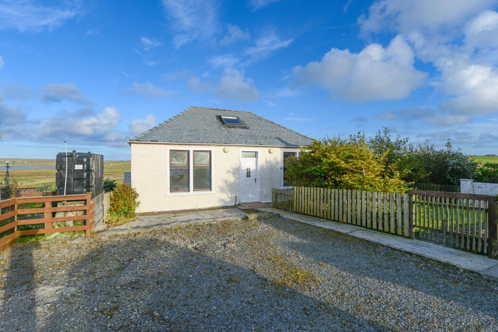 House in Dunrossness, Lunabister