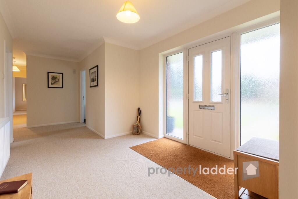 Carrs Hill Close, OLD COSTESSEY, Norwich, NR8 photo 4