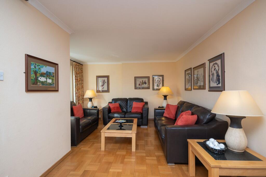 Lochearnhead, FK19 photo 3