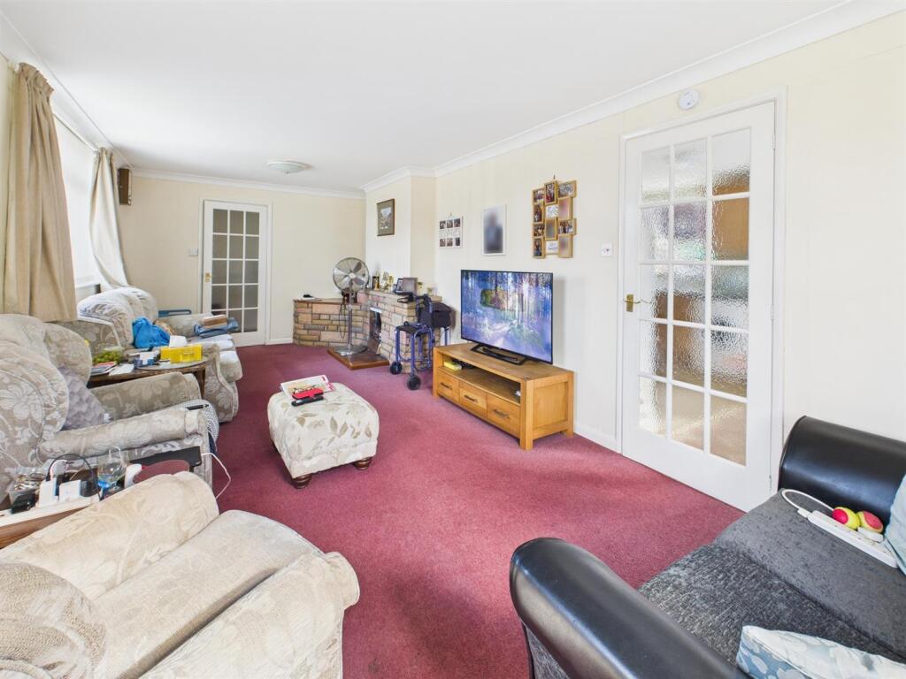 25 High Street, Tattershall photo 3