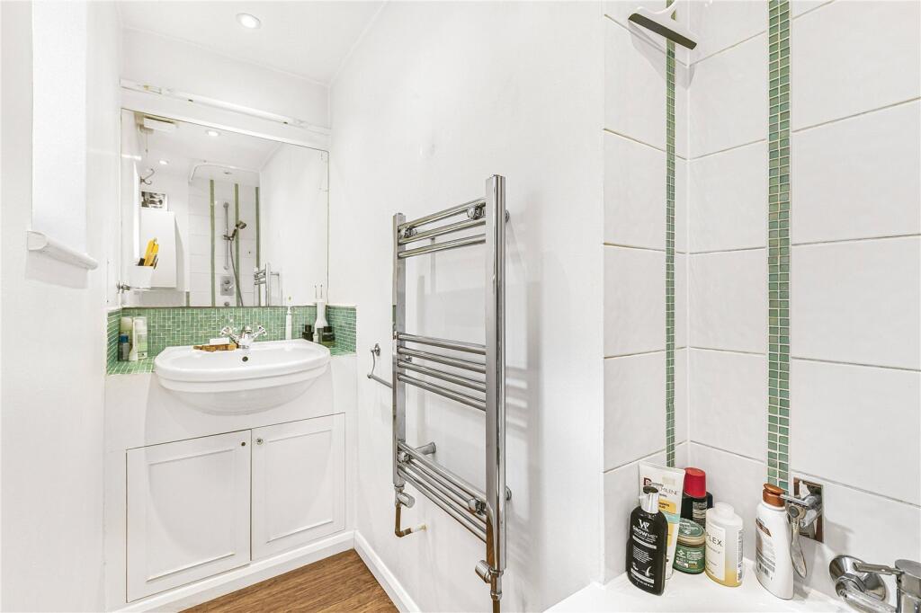 Apartment in London - View 4