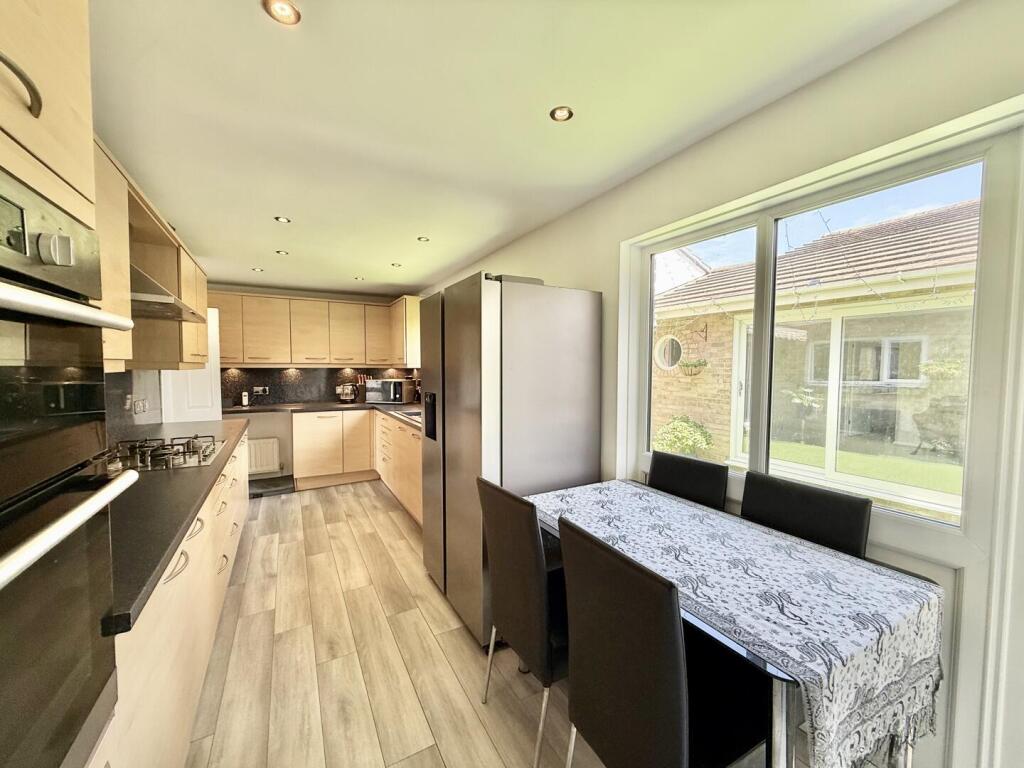 House in Highcliffe-on-Sea, Highcliffe and Walkford - View 2