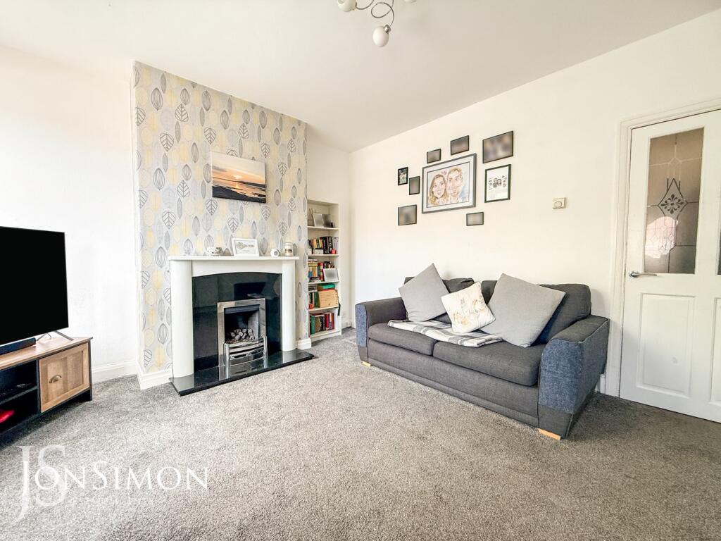 House in Bury, Greater Manchester - View 4