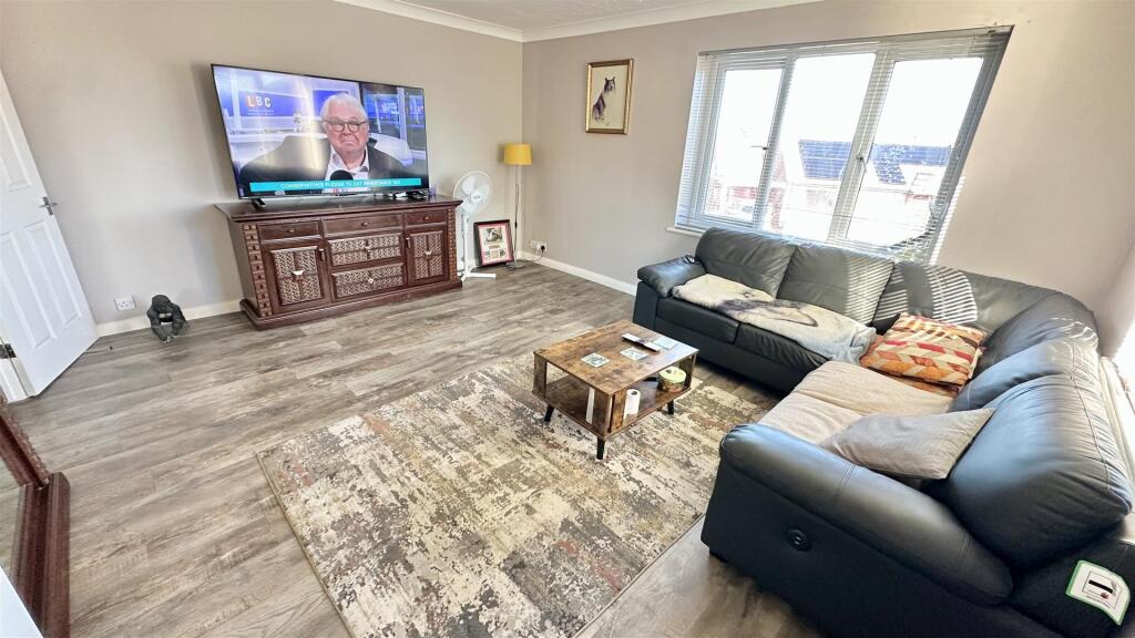 Apartment in Colchester - View 2
