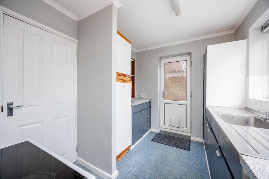 House in Tonbridge - More