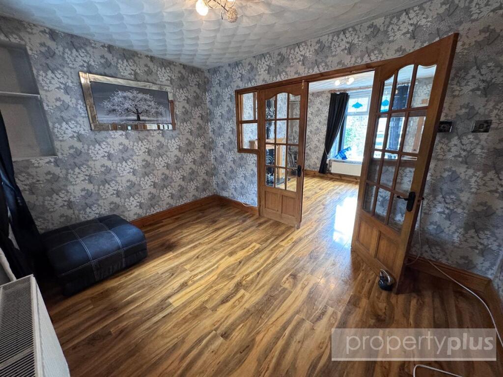 House in Cardiff, Treorchy - View 4