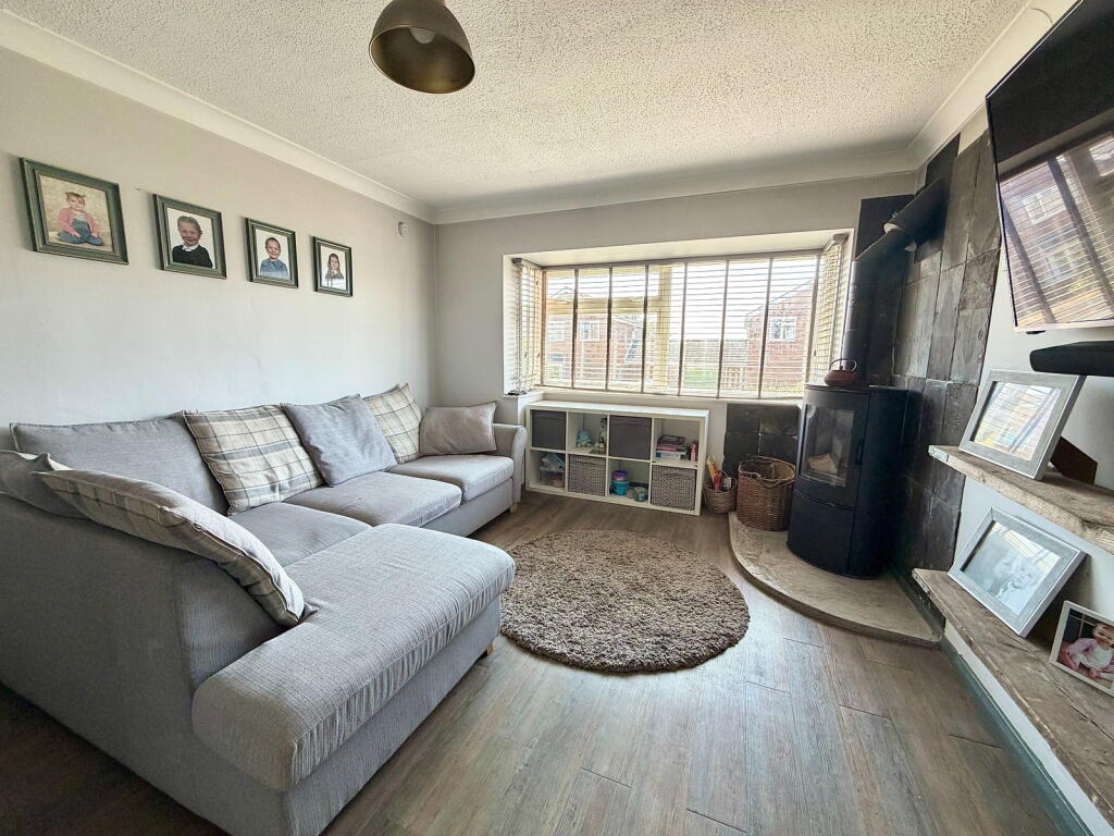 House in Northampton, Earls Barton - View 4