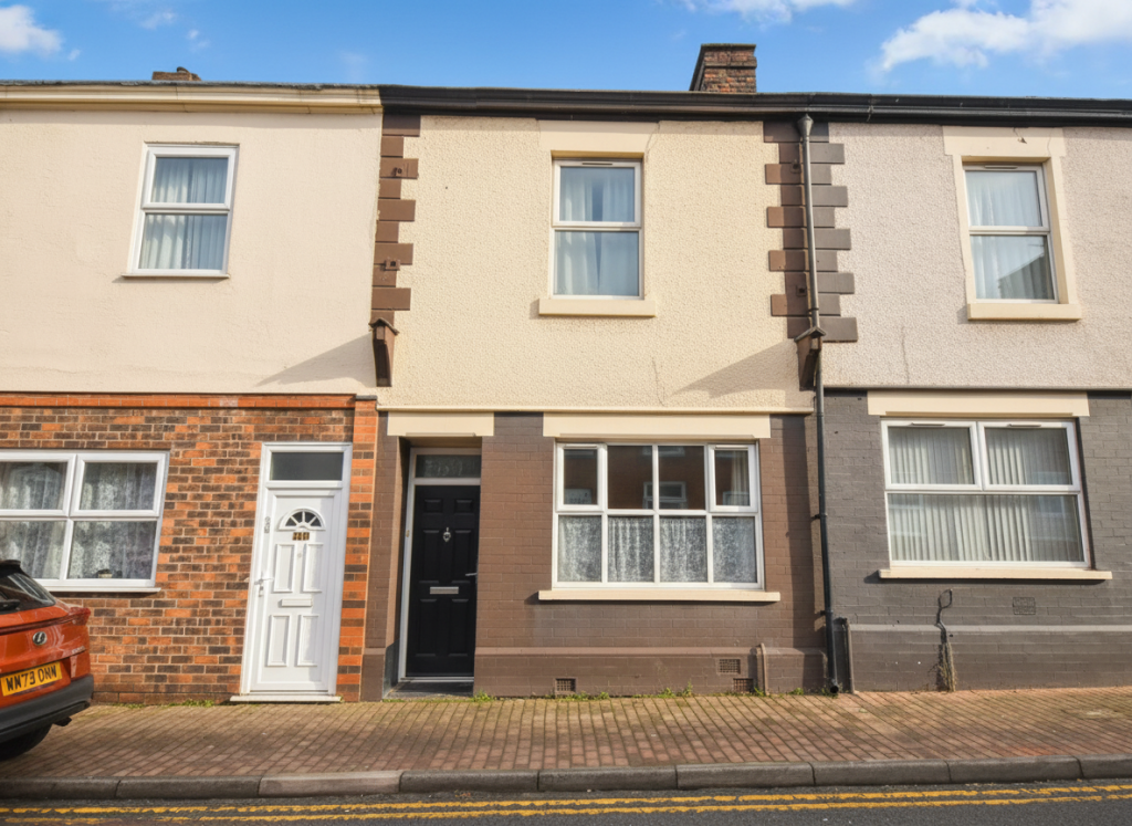 Main image of property: Mersey Road, Widnes WA8 0DS