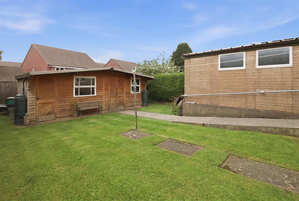 John Street, Clay Cross, Chesterfield photo 3