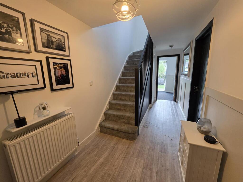 House in Halifax - View 2