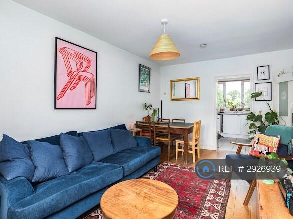 Main image of property: Queen Elizabeths Close, London, N16