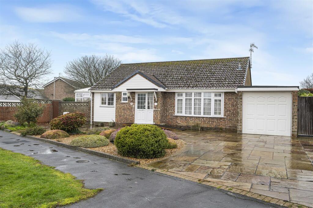 2-bed detached on North Way, Seaford, £425,000