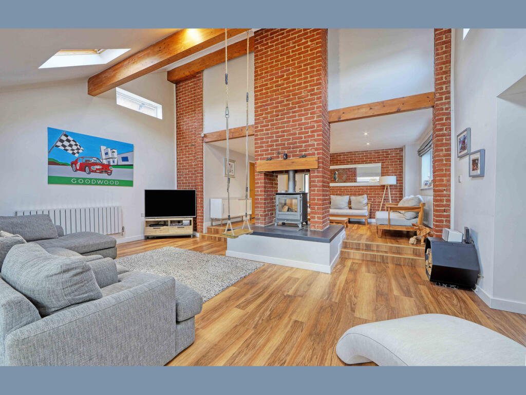 Main image of property: Malvern Road, Maidenhead, SL6