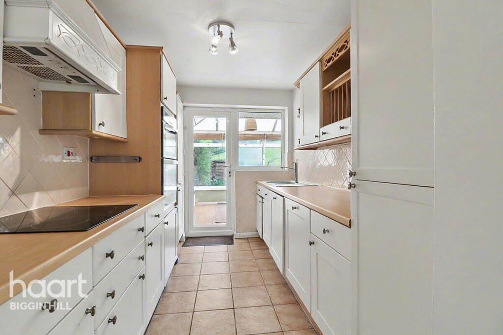 Bridlington Close, Biggin Hill photo 4