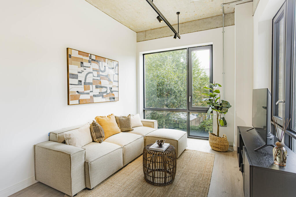 Main image of property: Gravity Co Hammersmith, W6, London