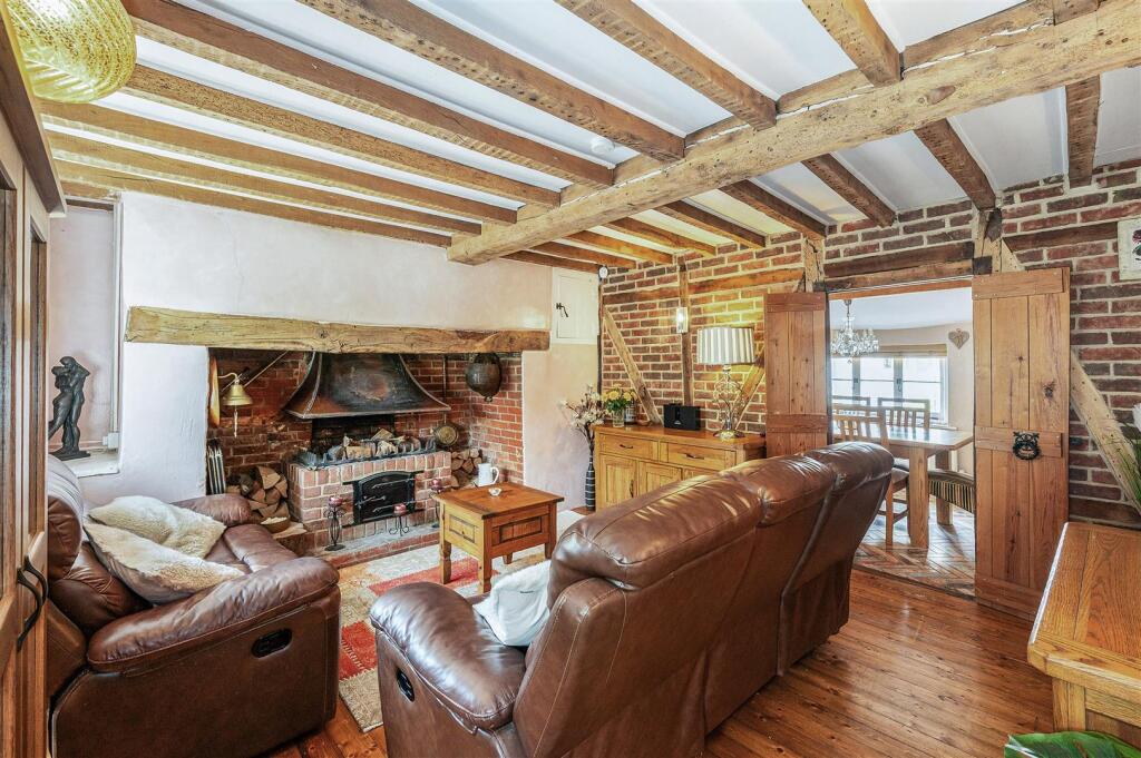 House in Havant, Stoke - View 5
