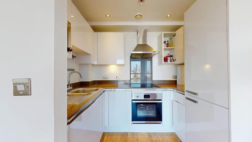 Apartment in London - View 4