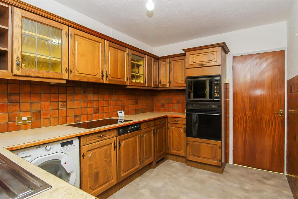 Lacey Street, Horbury, Wakefield photo 3