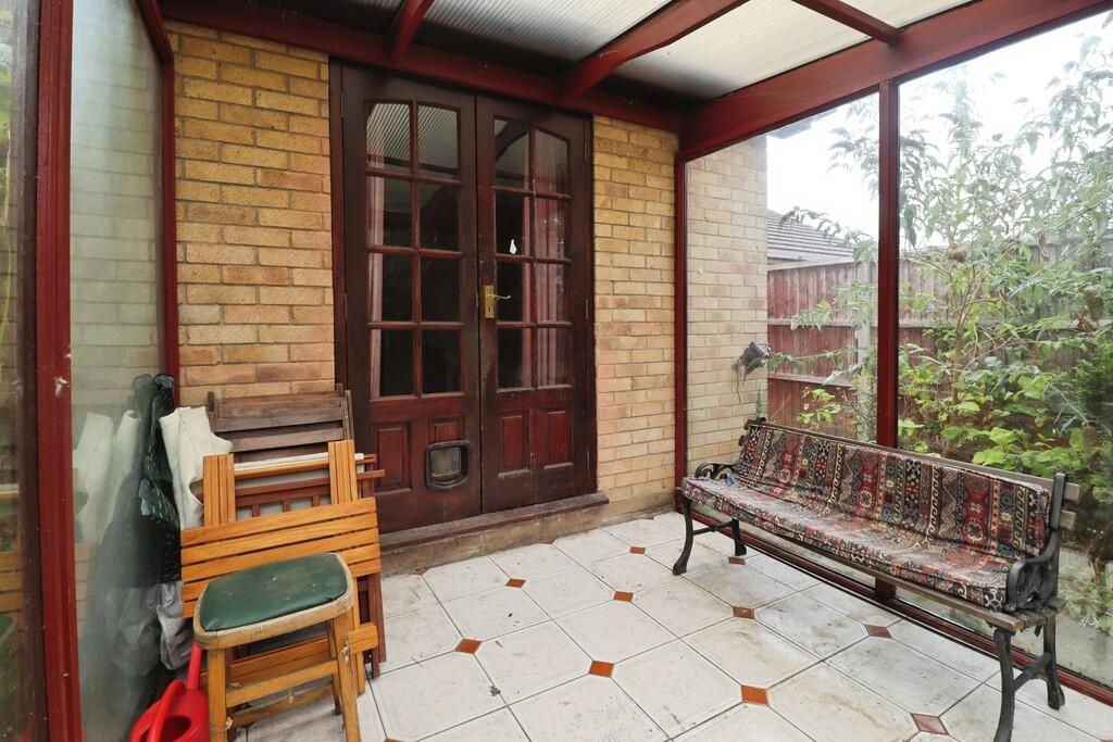 House in Lincoln - More