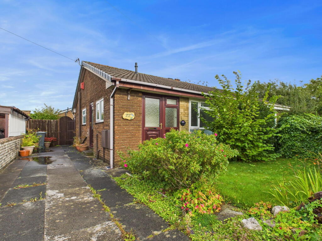 Main image of property: 22 Grasmere Road, Morecambe, LA4 6EN