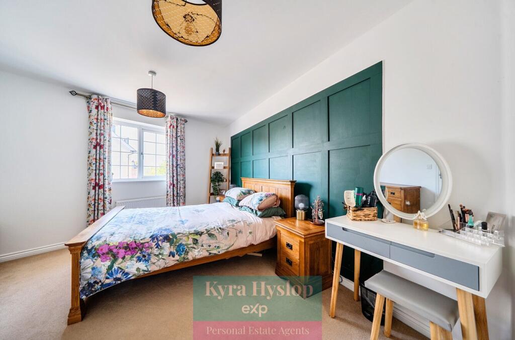 House in Exeter - View 4