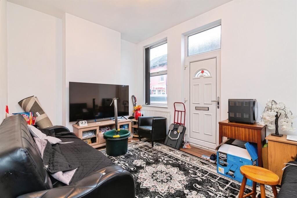 House in Ashfield, Hucknall - View 2