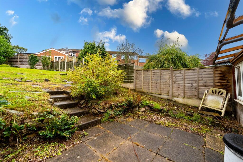 5 bedroom house for rent