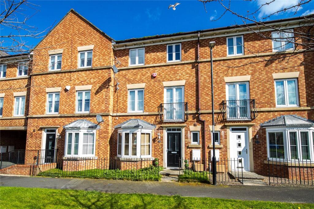 3-bed terraced on Aylesford Mews, Sunderland, SR2, £200,000