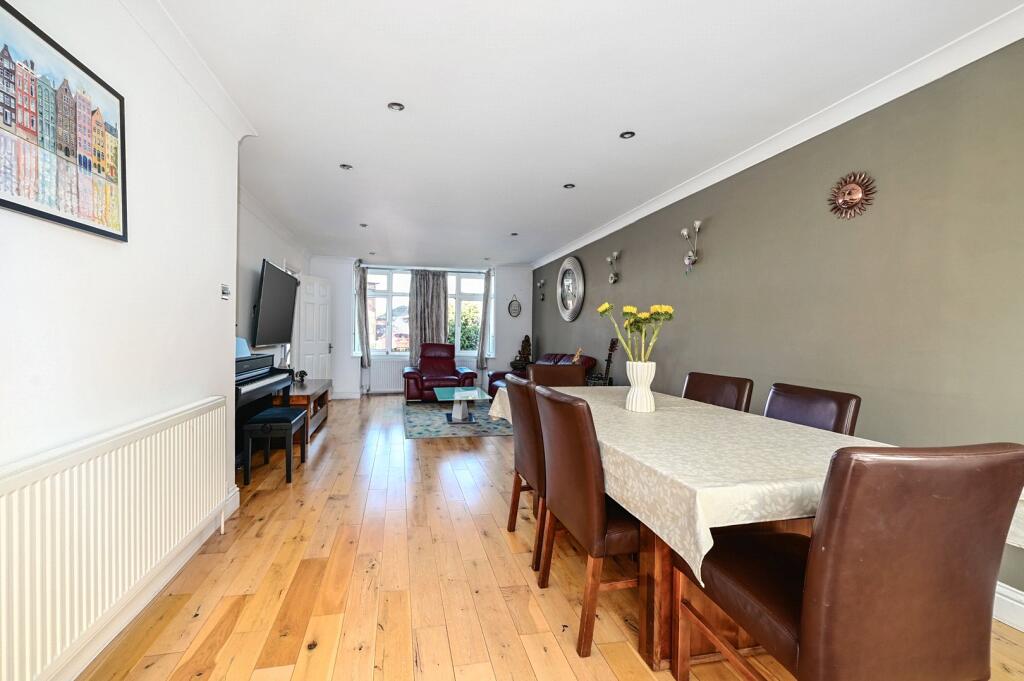 Cumberland Road, Ashford, Surrey, TW15 – pohled 4
