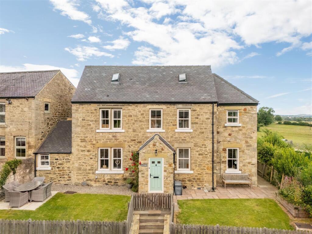 House in Ovington